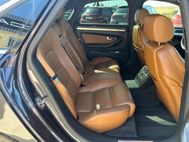 AUDI S8 QUATTRO 5.2 V10 AUTO SPANISH LHD IN SPAIN 73000 MILES STUNNING 2006